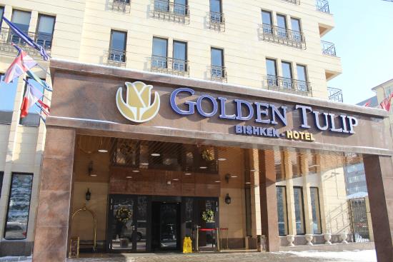 Golden Tulip Hotel 37 Isanova Street Bishkek: Golden Tulip Bishkek Hotel is the an international 4 star hotel in the center of Bishkek. Right when you enter, on the right side you find the entrance to the Forbes Bar Bishkek, which is the upscale casual social venue of the Golden Tulip Hotel.