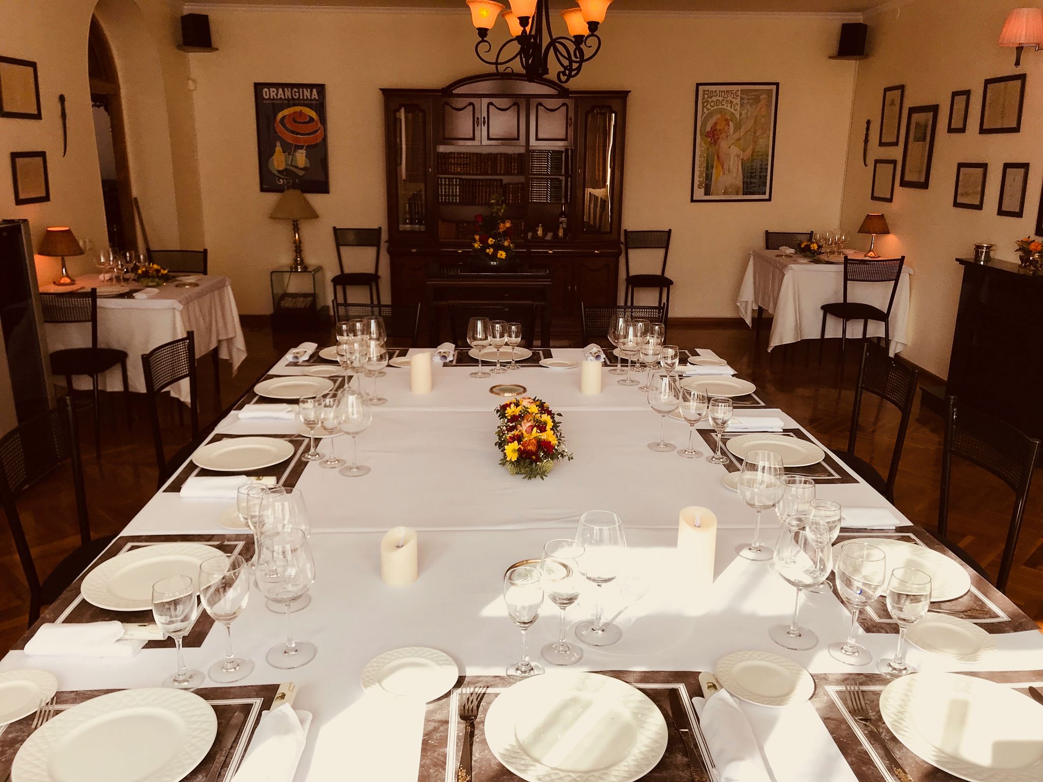 La Maison Club Matrossova Str. 67/4 Bishkek: Traditional French cuisine in a French dinning club for fine dining with authentic French cuisine. Host Phillipe and his team will serve you at this amazing villa or if the weather allows in the garden.